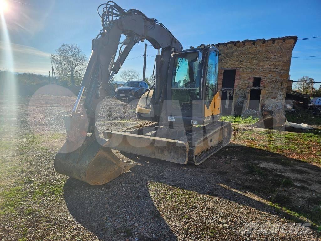 Mecalac 10 MCR Paletli ekskavatörler