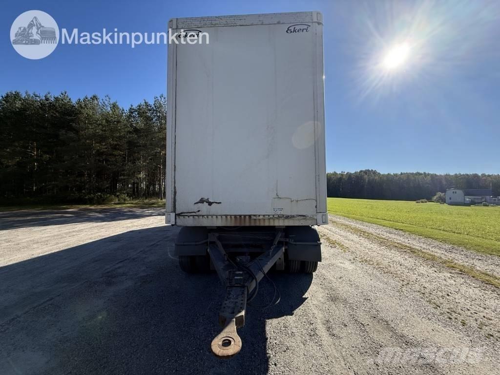 Ekeri L4 Kapali kasa treylerler