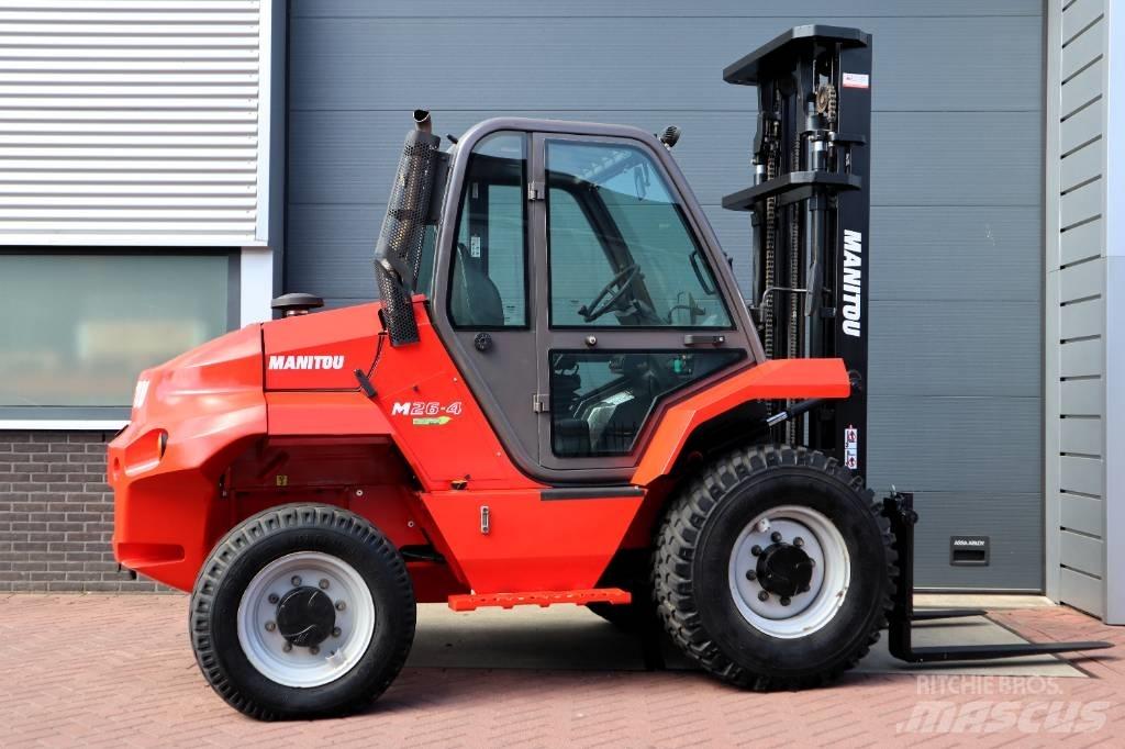 Manitou M 26.4 Arazi tipi forklift