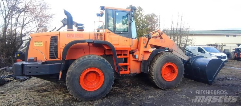 Doosan DL 300 Tekerlekli yükleyiciler