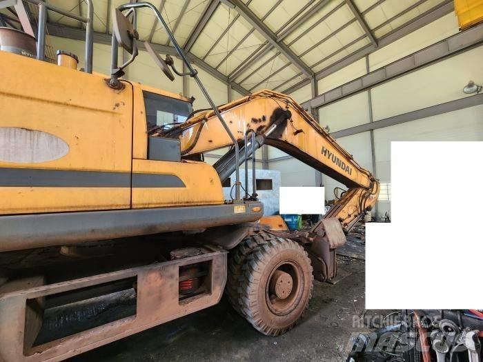Hyundai HW210 Lastik tekerli ekskavatörler