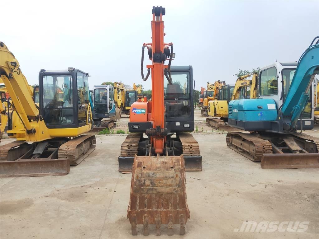 Doosan DH55 Mini ekskavatörler, 7 tona dek