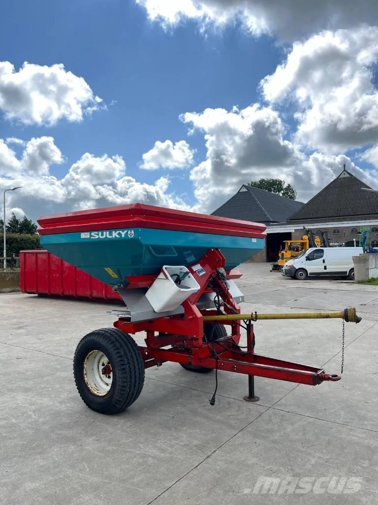 Sulky DPX 1500 Mineral gübre dagiticilar