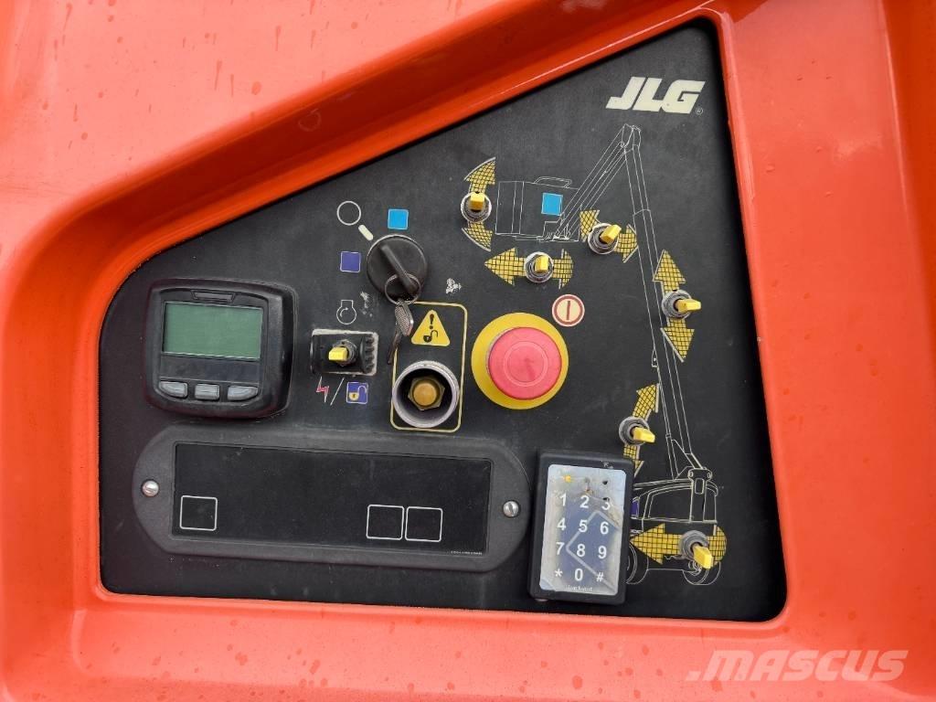 JLG 460 SJ Teleskopik personel platformları