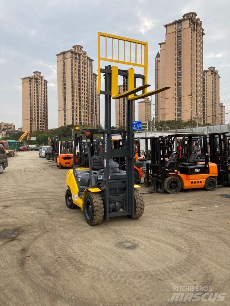 Komatsu FD30T-16 Dizel forkliftler