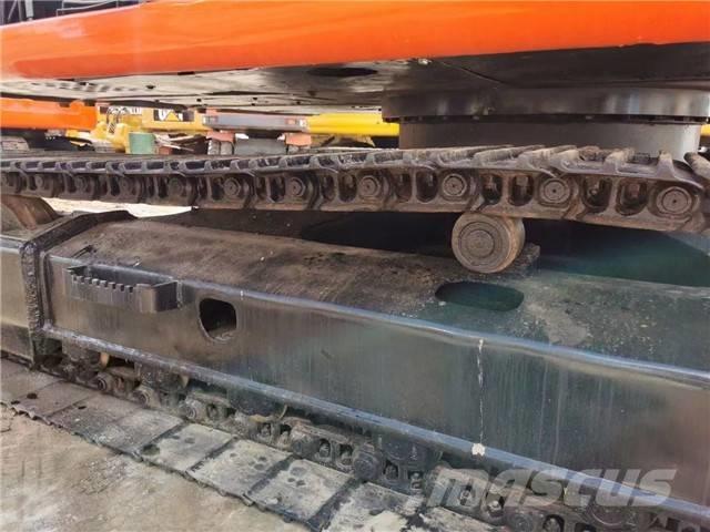 Hitachi EX 120 Paletli ekskavatörler