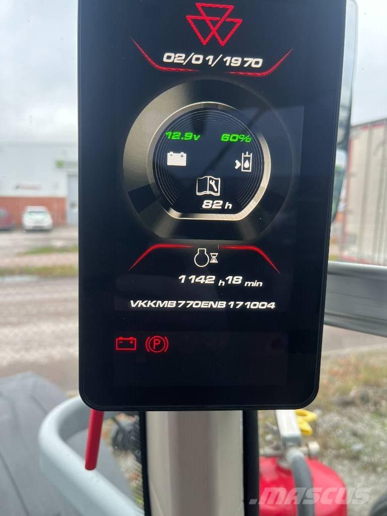 Massey Ferguson 8 S Traktörler