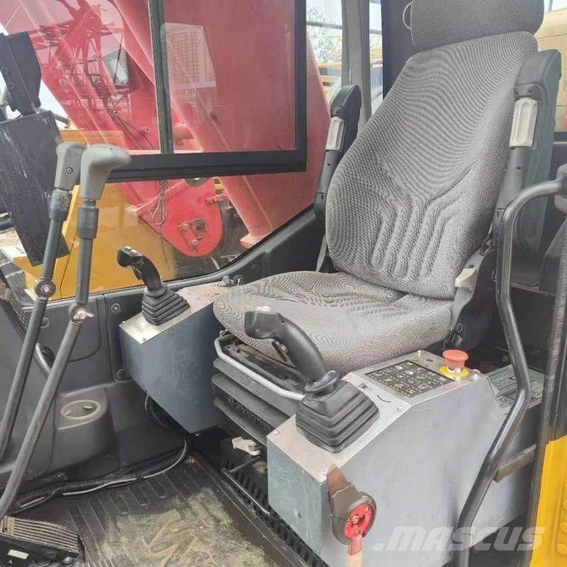 Sany SCC1000A Paletli vinçler