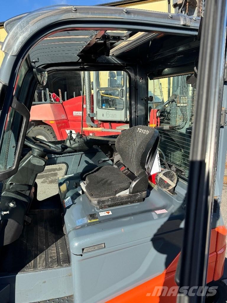 Toyota 8FBMKT25 Elektrikli forkliftler