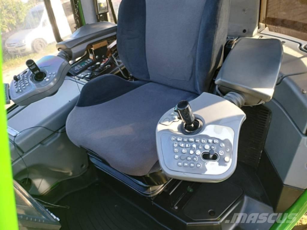 John Deere 1110 E Tomruk yükleyici traktörler