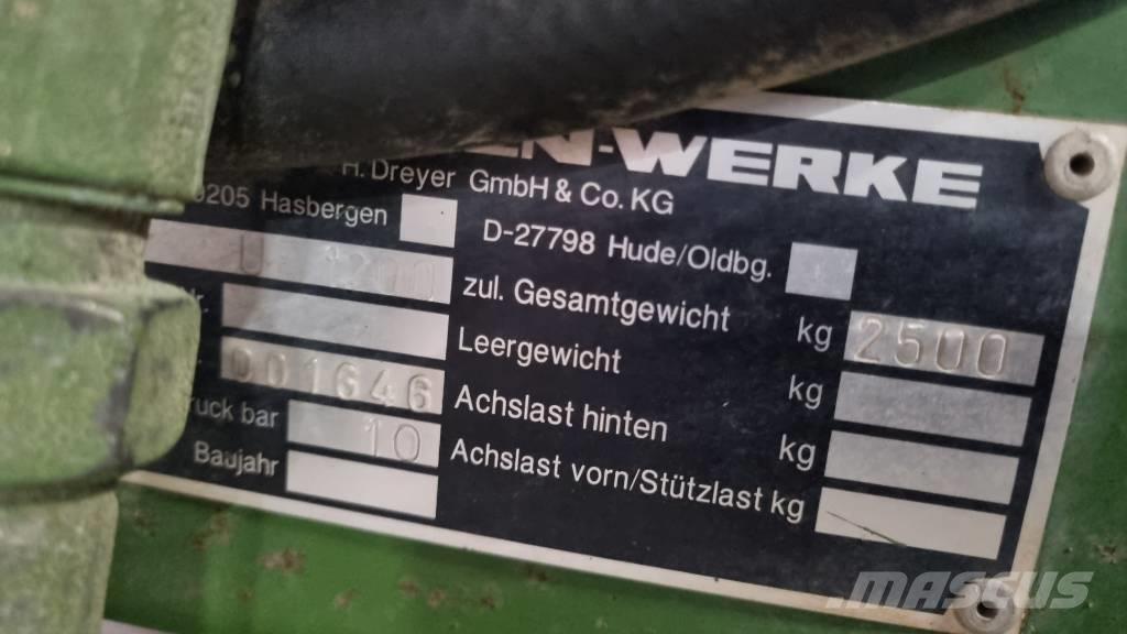 Amazone UF 1200 Monte edilebilir pülverizatörler