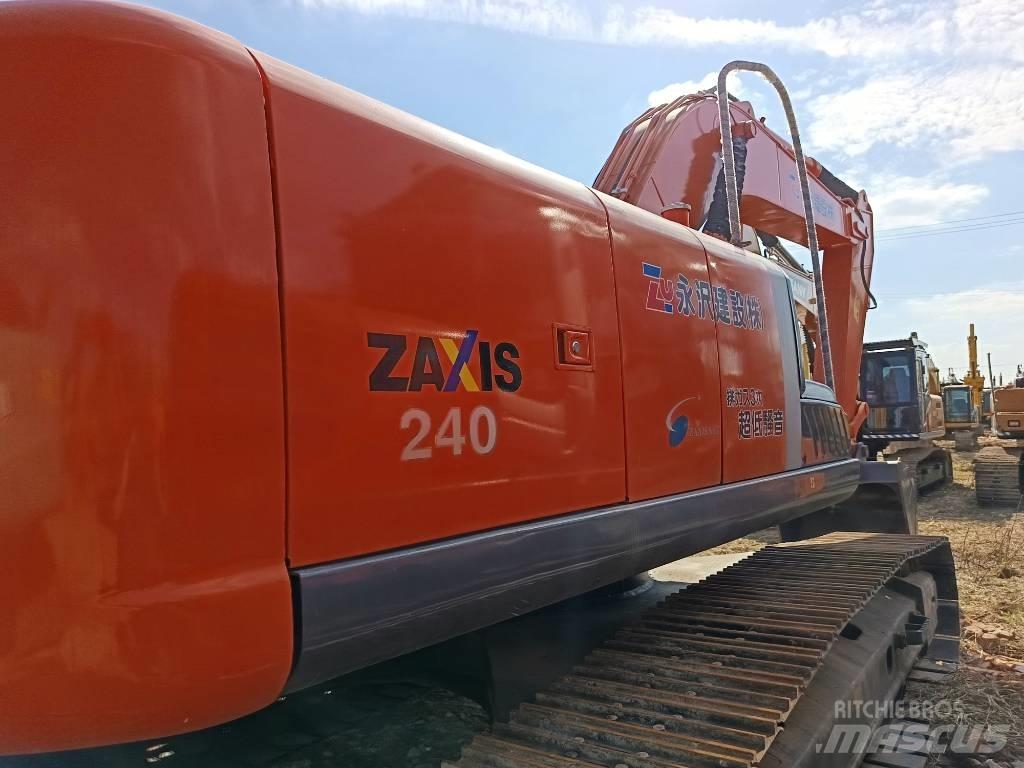 Hitachi ZX240 Paletli ekskavatörler