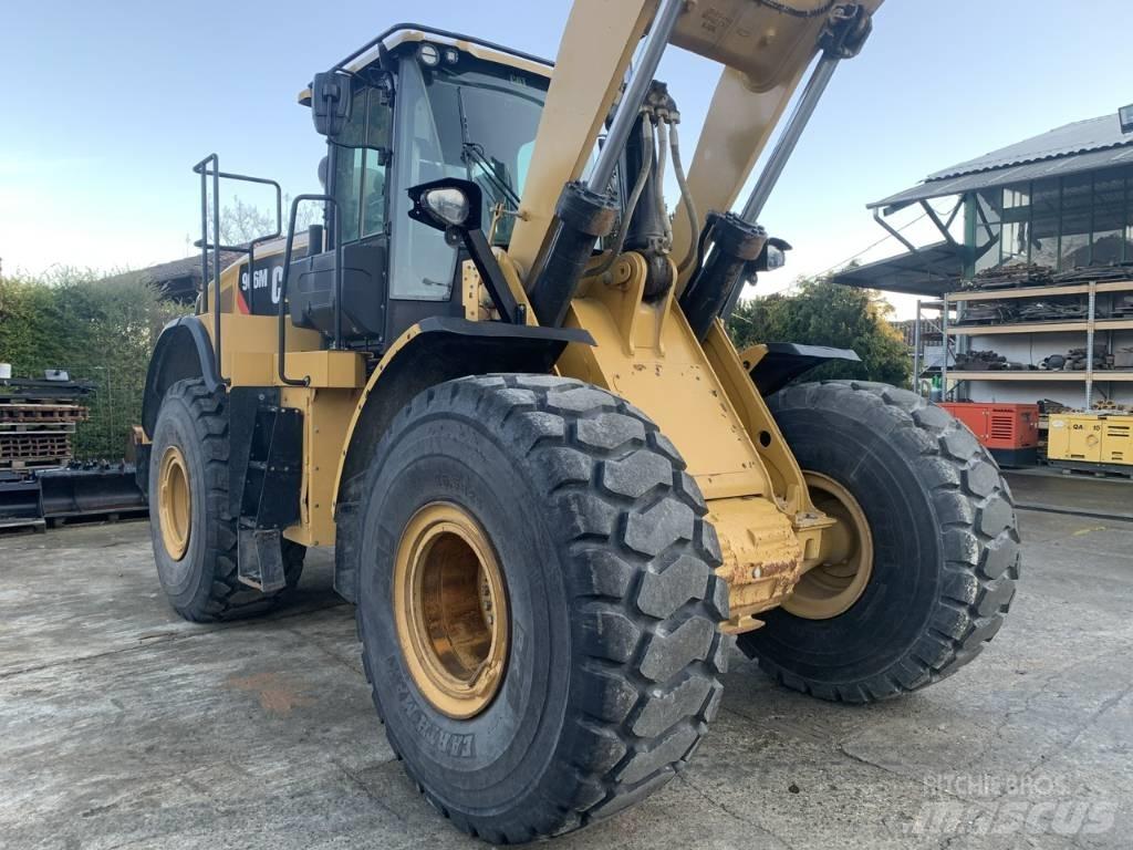 CAT 966 M Tekerlekli yükleyiciler