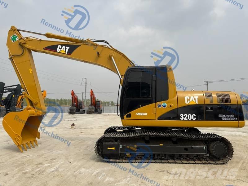 CAT 320CL Paletli ekskavatörler