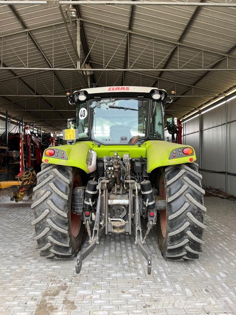 CLAAS Arion 440 Traktörler