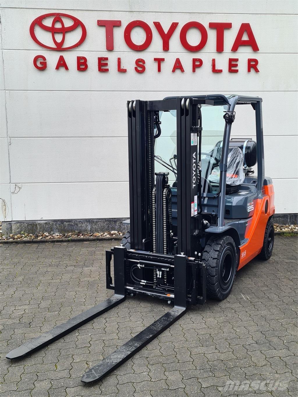 Toyota 02-8FGF25 LPG'li forkliftler