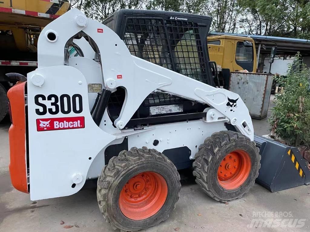 Bobcat S300 Skid steer loderler