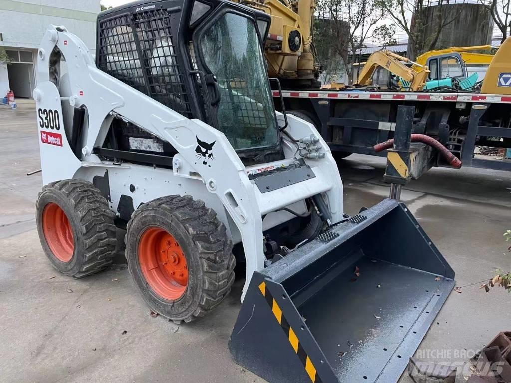 Bobcat S300 Skid steer loderler