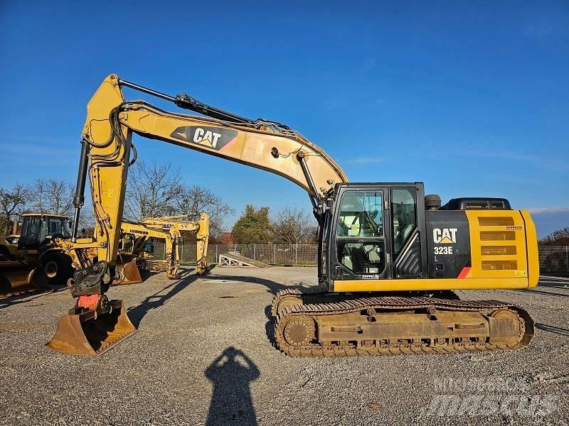 CAT 323 EL Paletli ekskavatörler