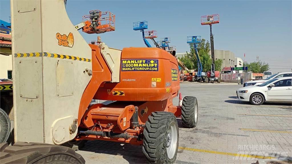 JLG 800AJ Körüklü personel platformları