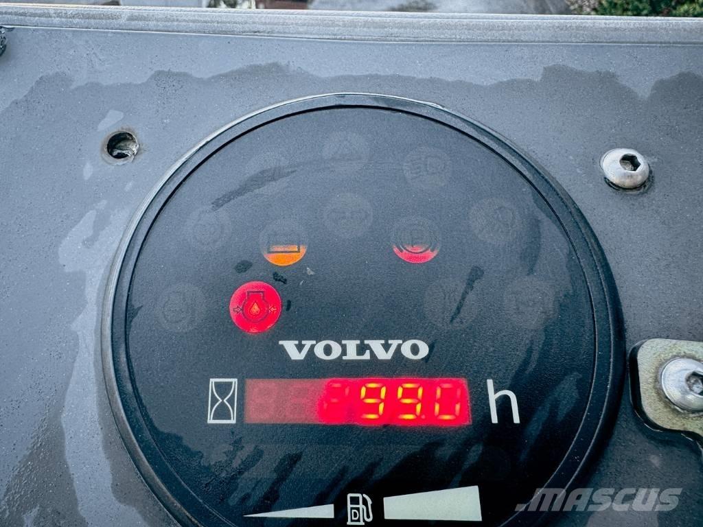 Volvo DD 25 B Çift tamburlu silindirler