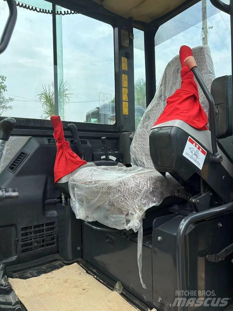 Komatsu PC 56 Mini ekskavatörler, 7 tona dek