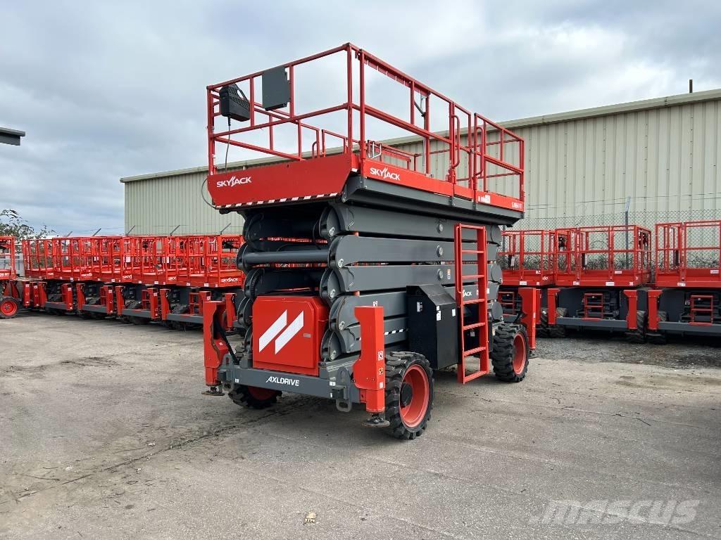 SkyJack sj 9664 RT Makasli platformlar