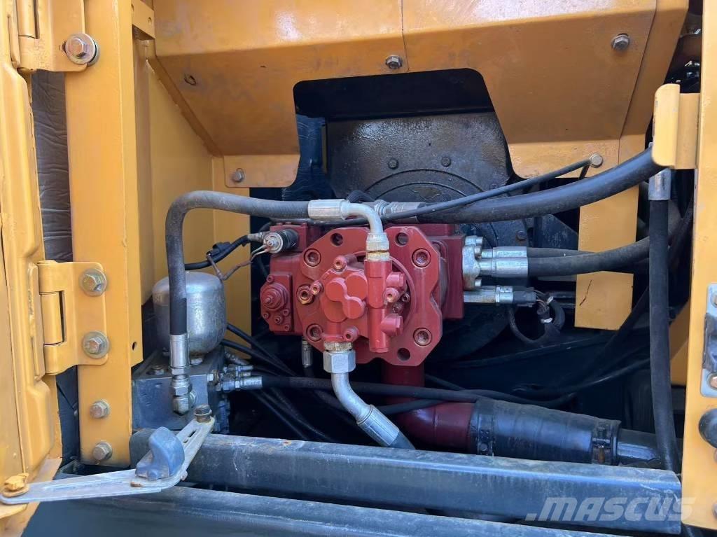 Hyundai R 150LC-9S Paletli ekskavatörler