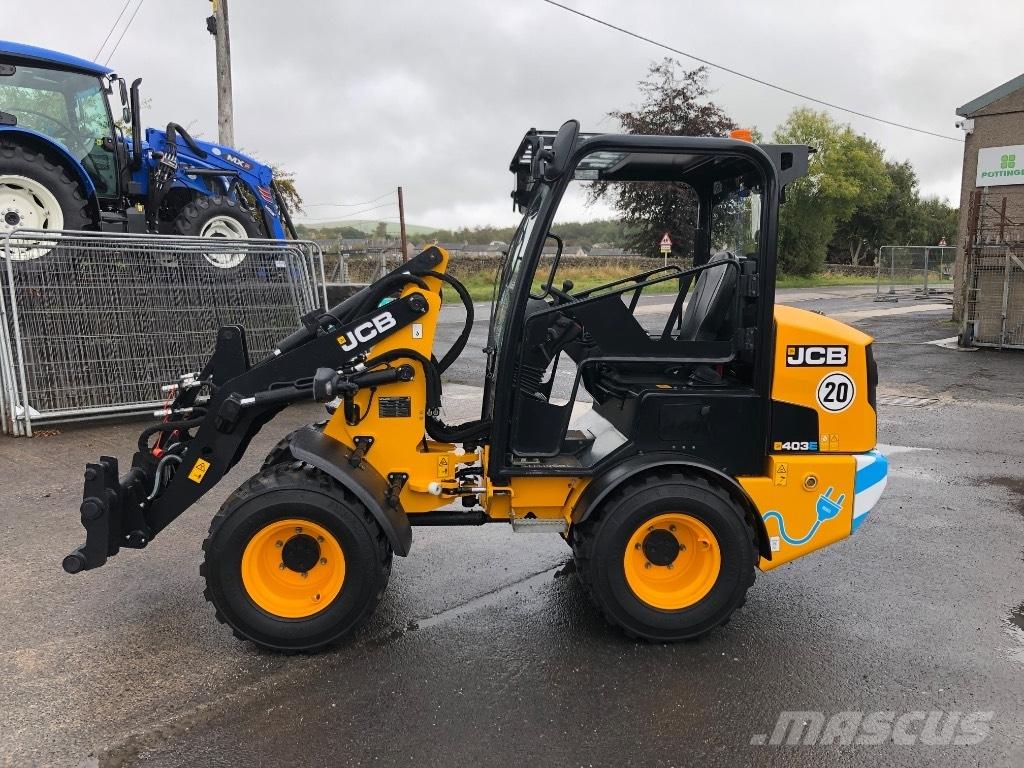 JCB 403 E Tarimsal teleskopik yükleyiciler