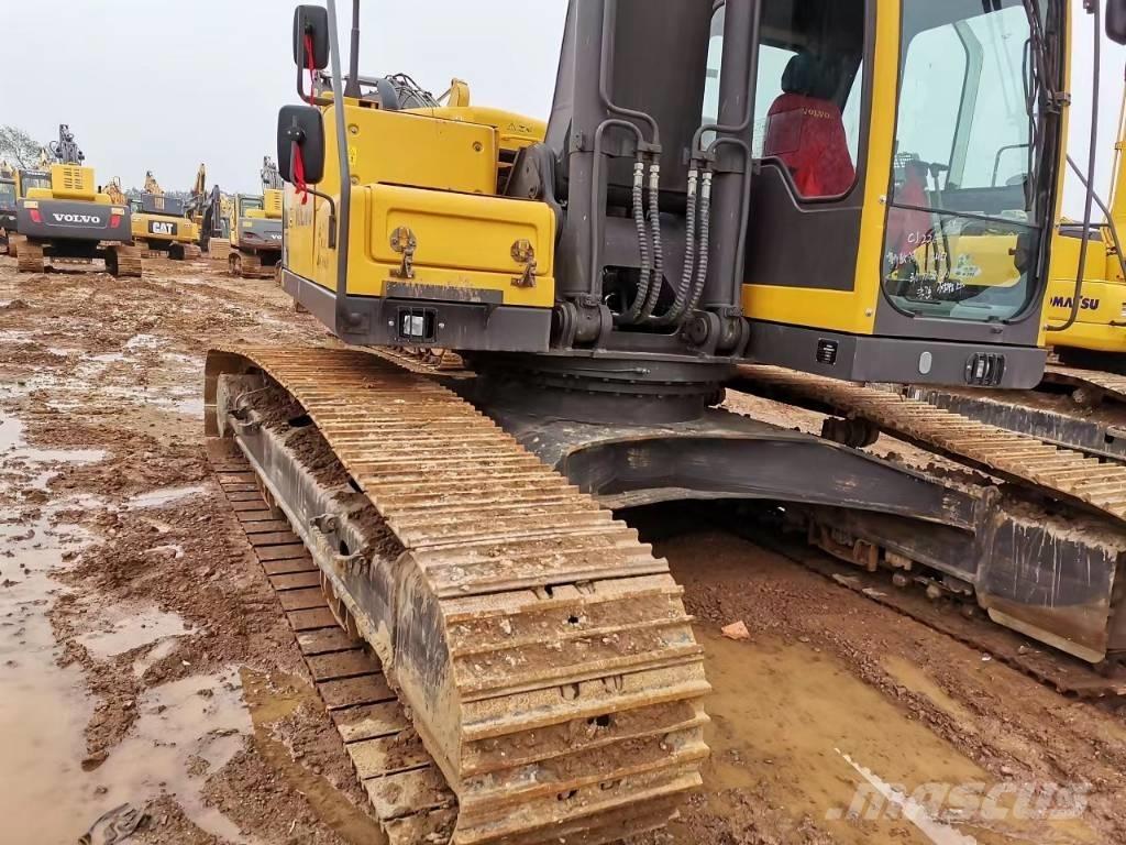 Volvo EC 240 B LC Paletli ekskavatörler