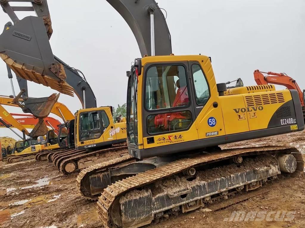 Volvo EC 240 B LC Paletli ekskavatörler