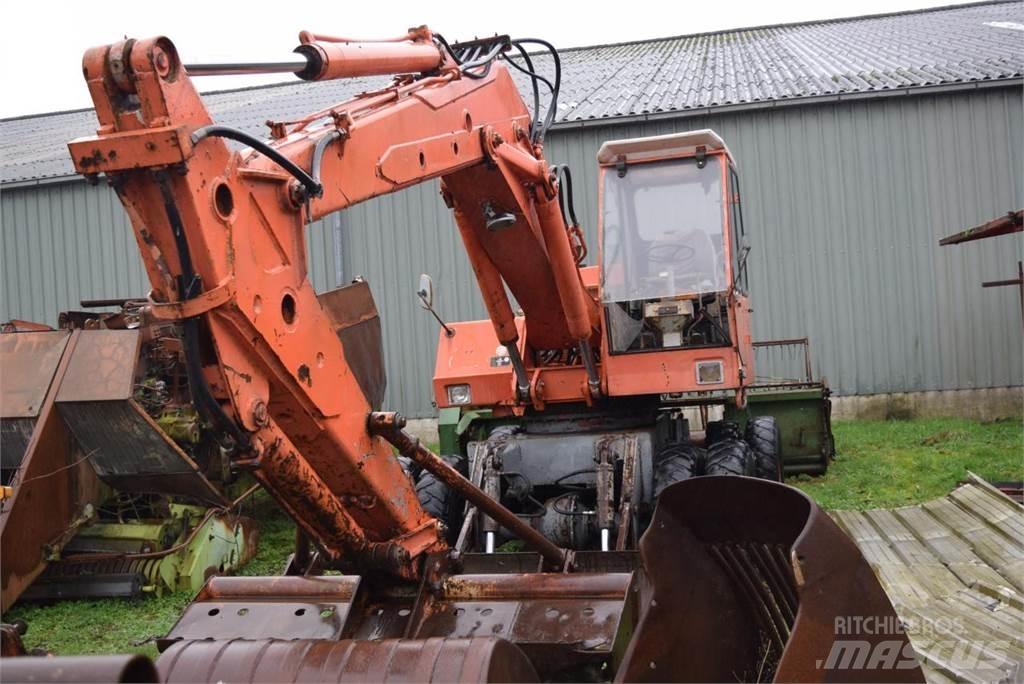 Atlas 1602 Lastik tekerli ekskavatörler