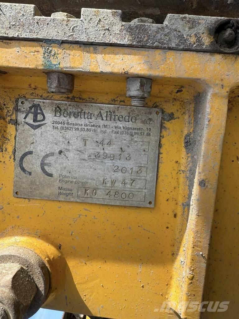 Beretta T44 Ankraj sondaj makineleri