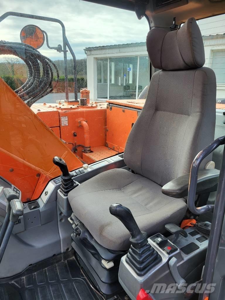 Doosan DX 140 LCR-3 Paletli ekskavatörler