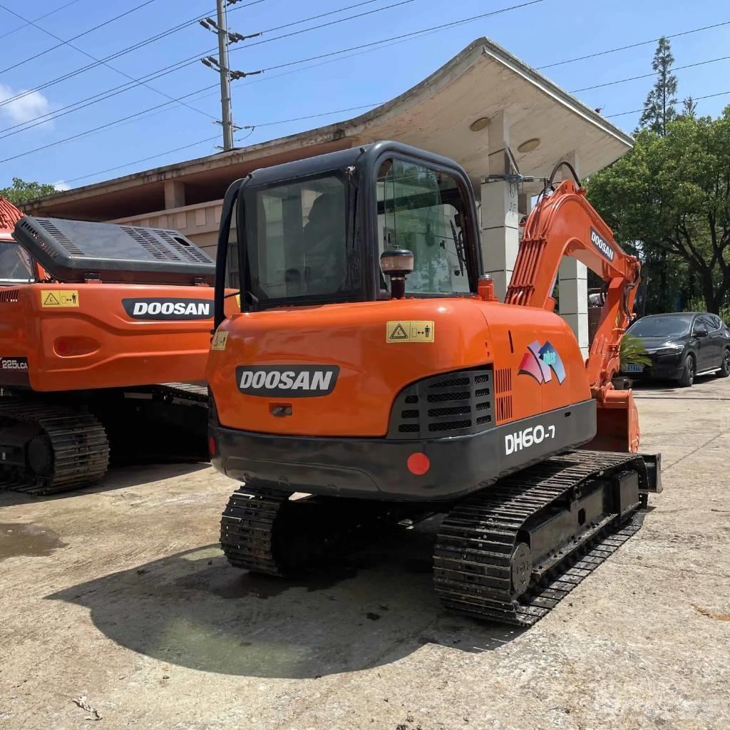 Doosan DH60-7 Mini ekskavatörler, 7 tona dek