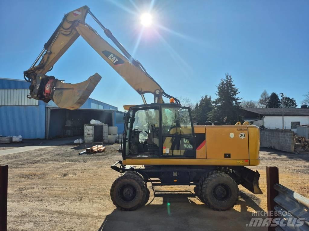 CAT M322F Lastik tekerli ekskavatörler