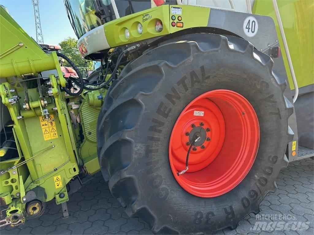 CLAAS Jaguar 970 Silaj makinasi