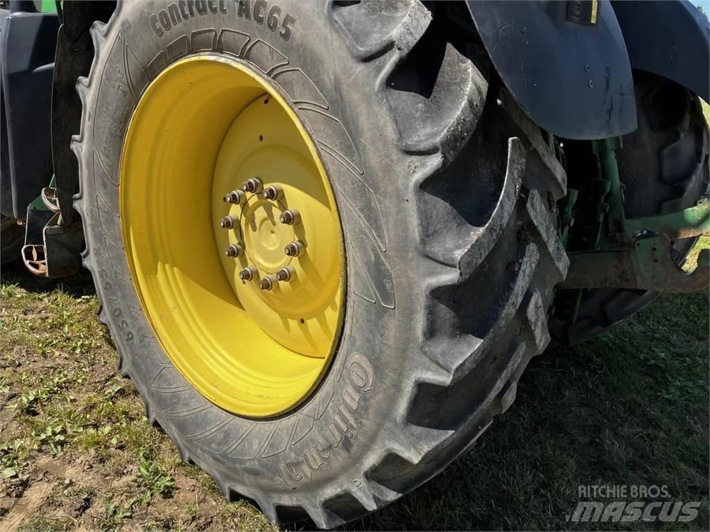 John Deere 6210R Traktörler