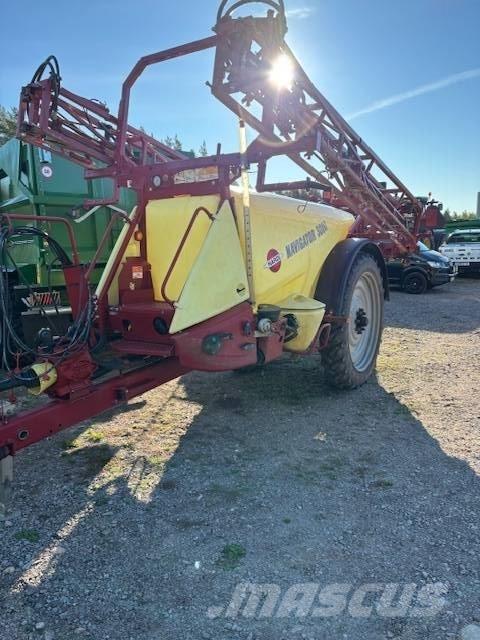 Hardi Navigator 3000 Çekilir pülverizatörler