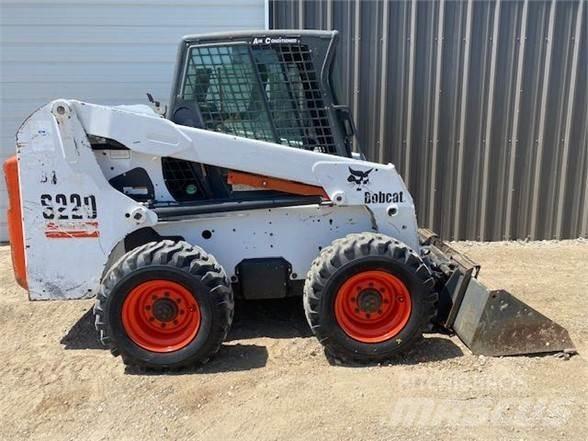 Bobcat S220 Skid steer loderler