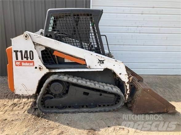 Bobcat T140 Skid steer loderler
