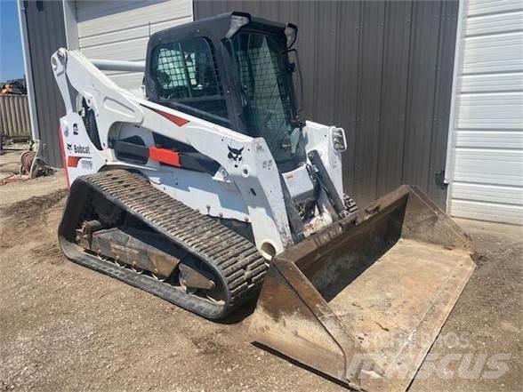 Bobcat T870 Skid steer loderler