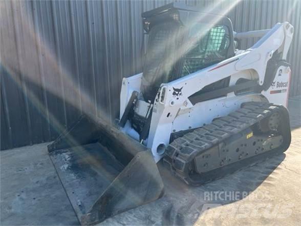 Bobcat T870 Skid steer loderler