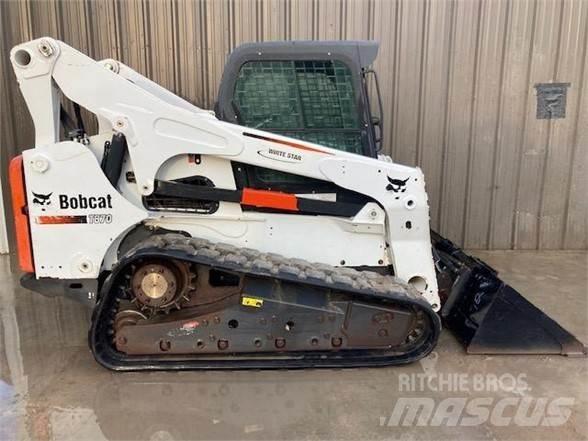 Bobcat T870 Skid steer loderler