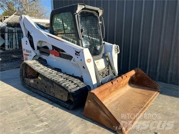 Bobcat T870 Skid steer loderler