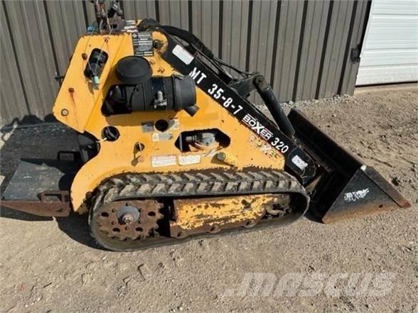 Boxer 320 Skid steer loderler