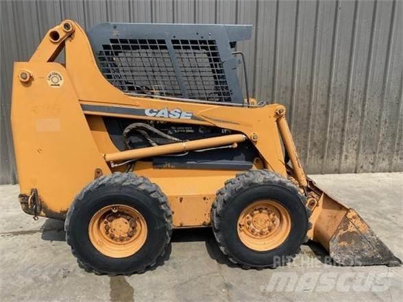 CASE 435 Skid steer loderler