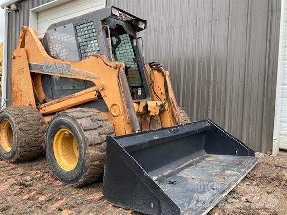 CASE 465 Skid steer loderler