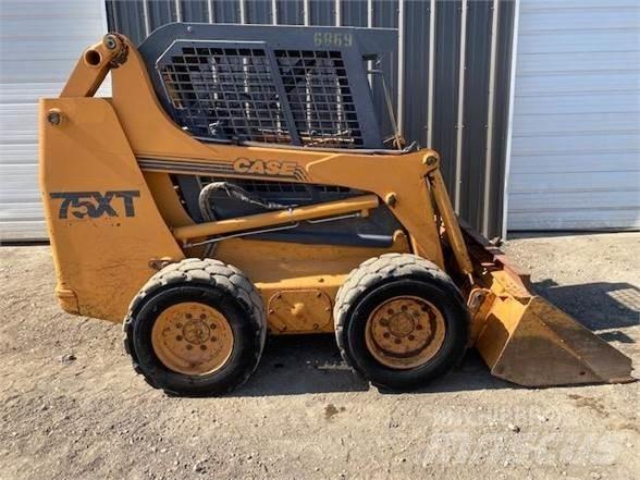 CASE 75XT Skid steer loderler