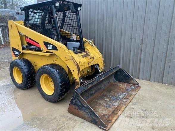 CAT 236B2 Skid steer loderler